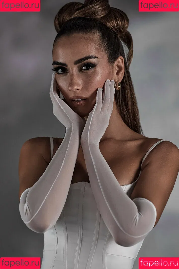 Priscilla Ricart / priricart Onlyfans Photo Gallery 