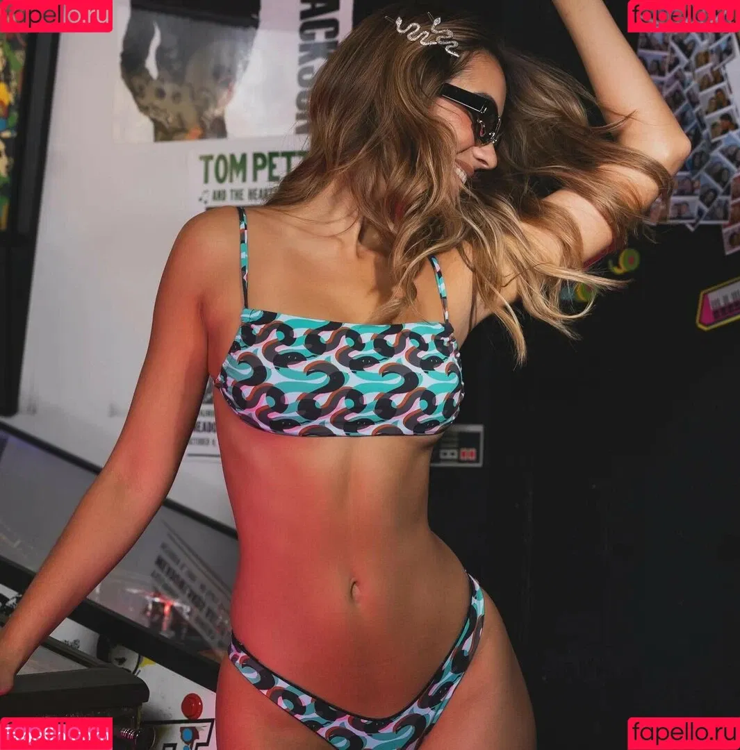 Priscilla Ricart / priricart Onlyfans Photo Gallery 