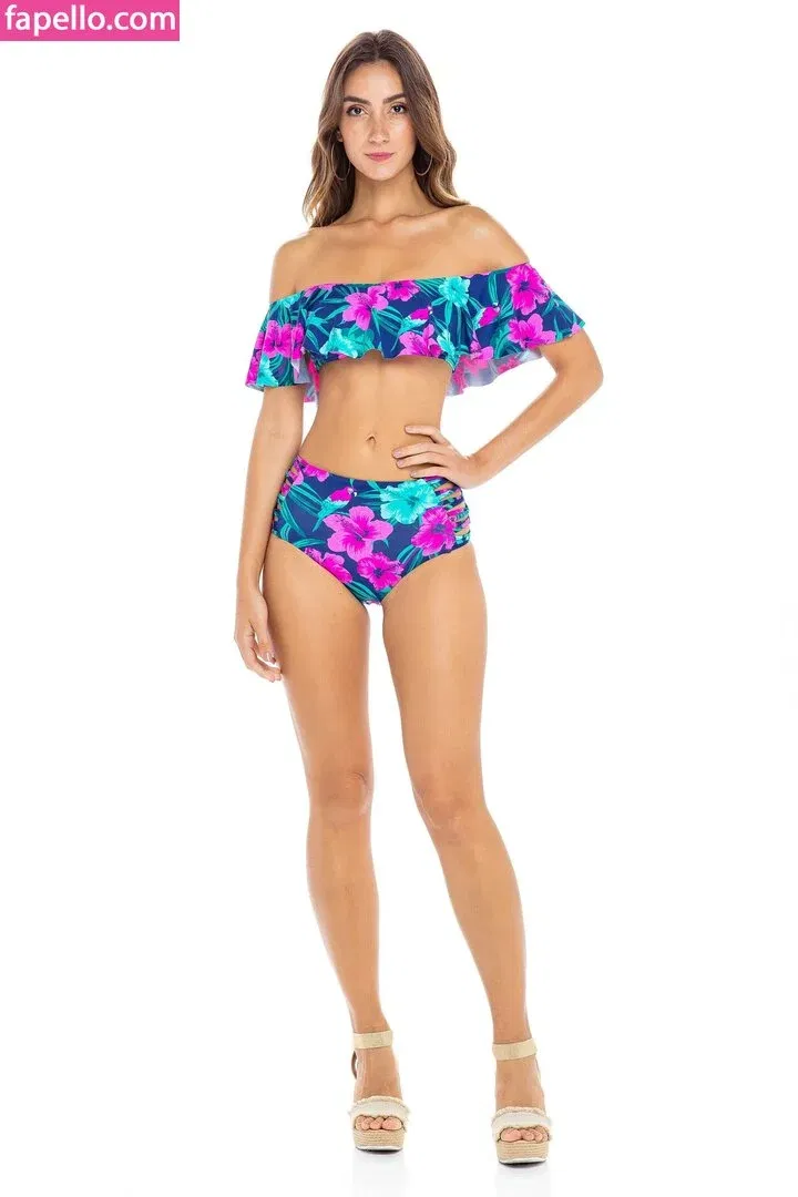 Priscilla Ricart / priricart Onlyfans Photo Gallery 