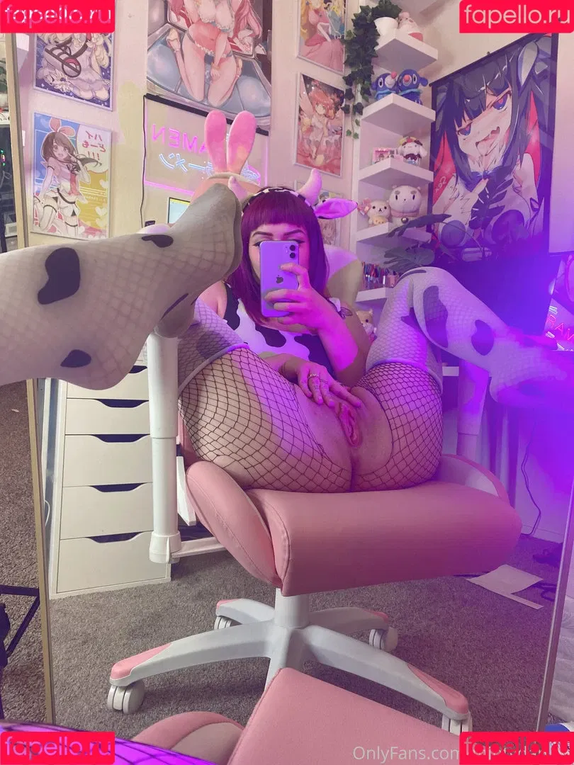 darlingmint / itsjustpansy / minty.darling Onlyfans Photo Gallery 