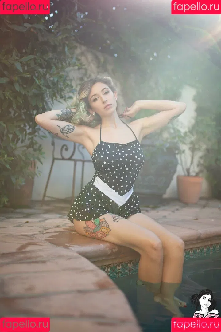 Sophoulla / patreon / sophoulla64 Onlyfans Photo Gallery 