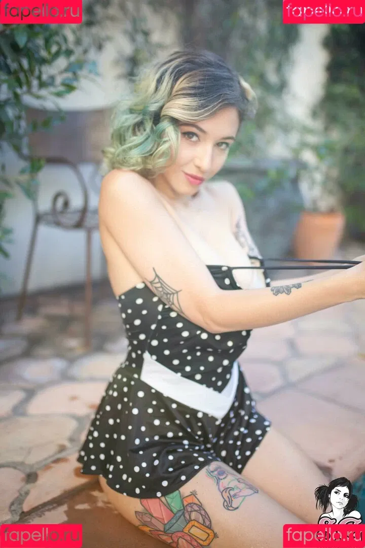 Sophoulla / patreon / sophoulla64 Onlyfans Photo Gallery 