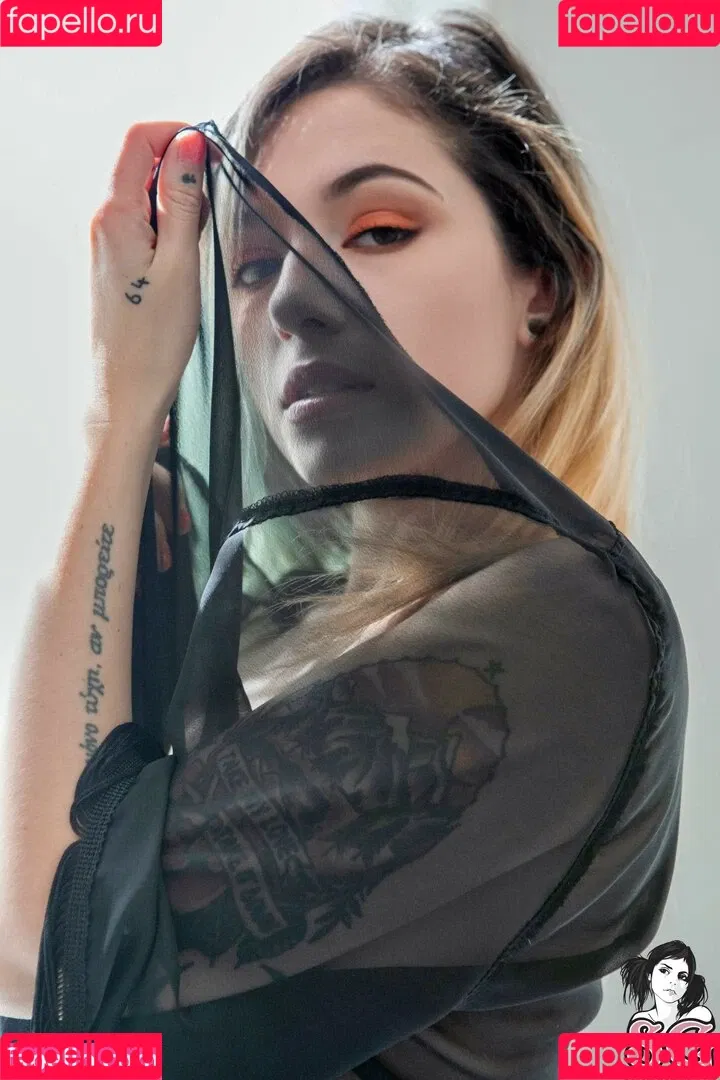 Sophoulla / patreon / sophoulla64 Onlyfans Photo Gallery 