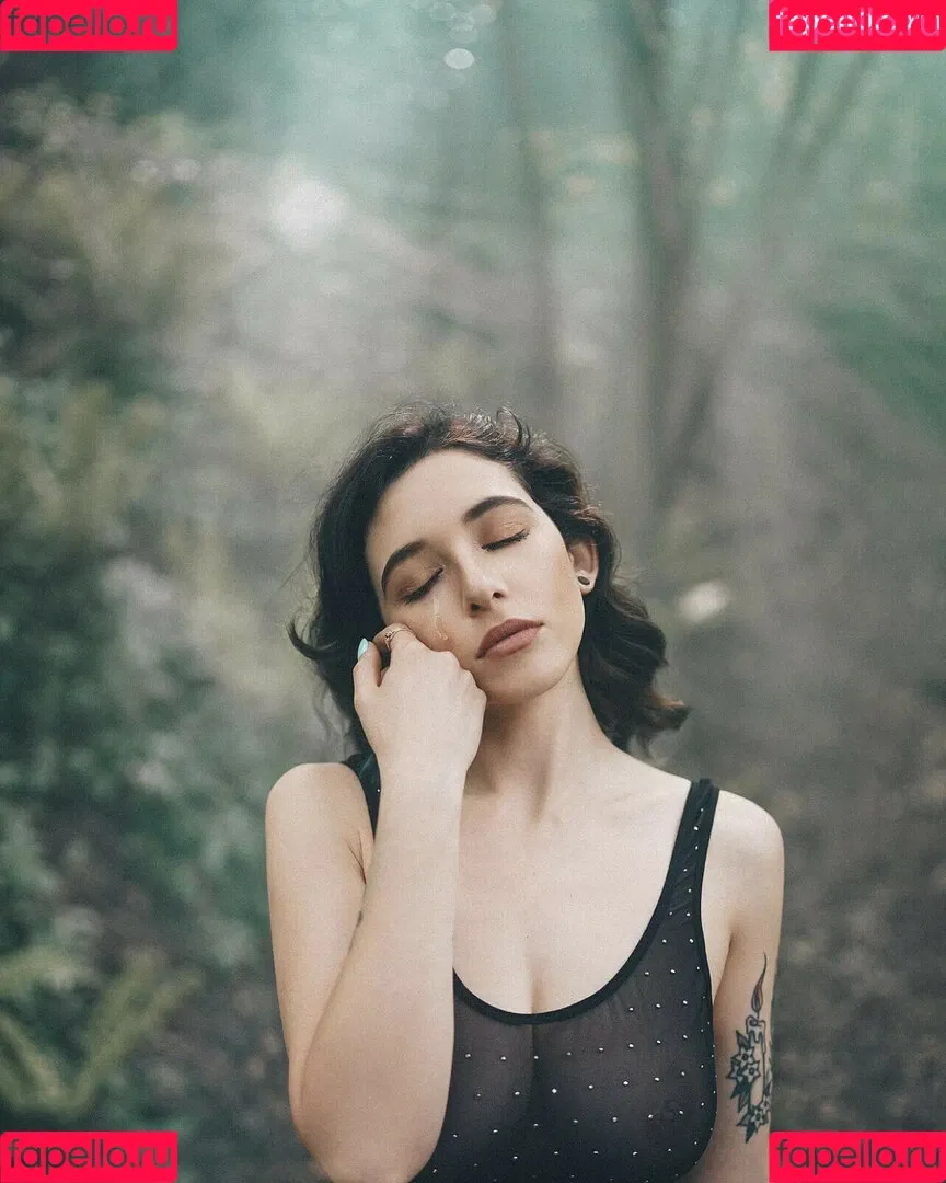 Sophoulla / patreon / sophoulla64 Onlyfans Photo Gallery 