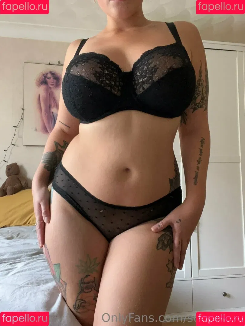 Sophoulla / patreon / sophoulla64 Onlyfans Photo Gallery 