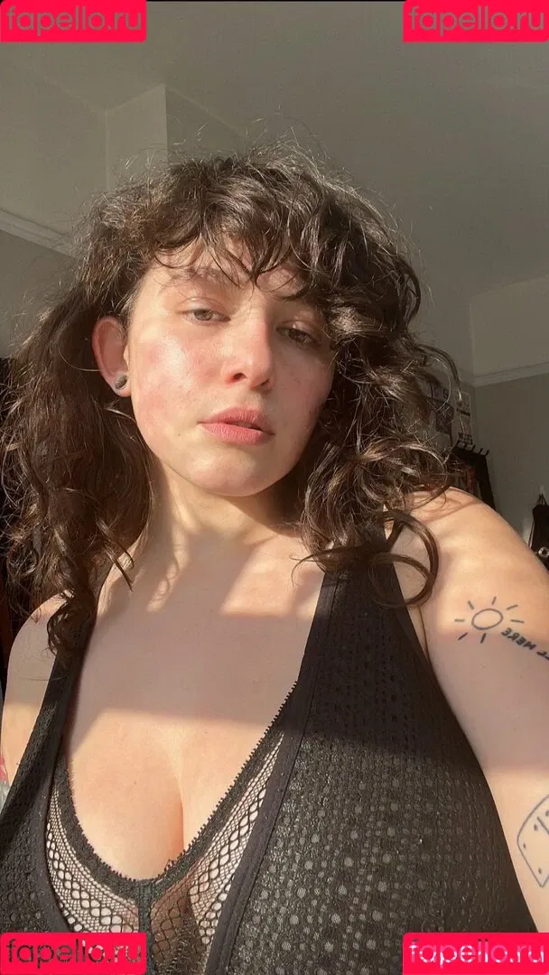 Sophoulla / patreon / sophoulla64 Onlyfans Photo Gallery 