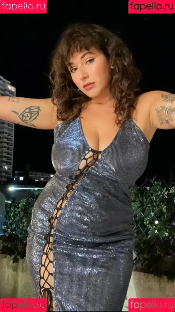 Sophoulla / patreon / sophoulla64 Onlyfans Photo Gallery 
