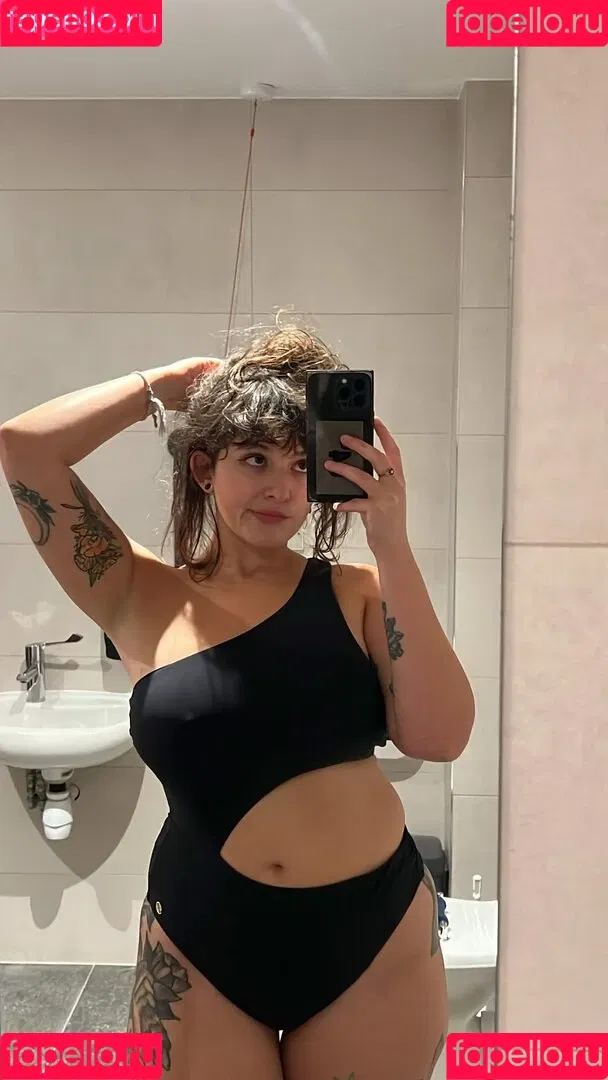 Sophoulla / patreon / sophoulla64 Onlyfans Photo Gallery 