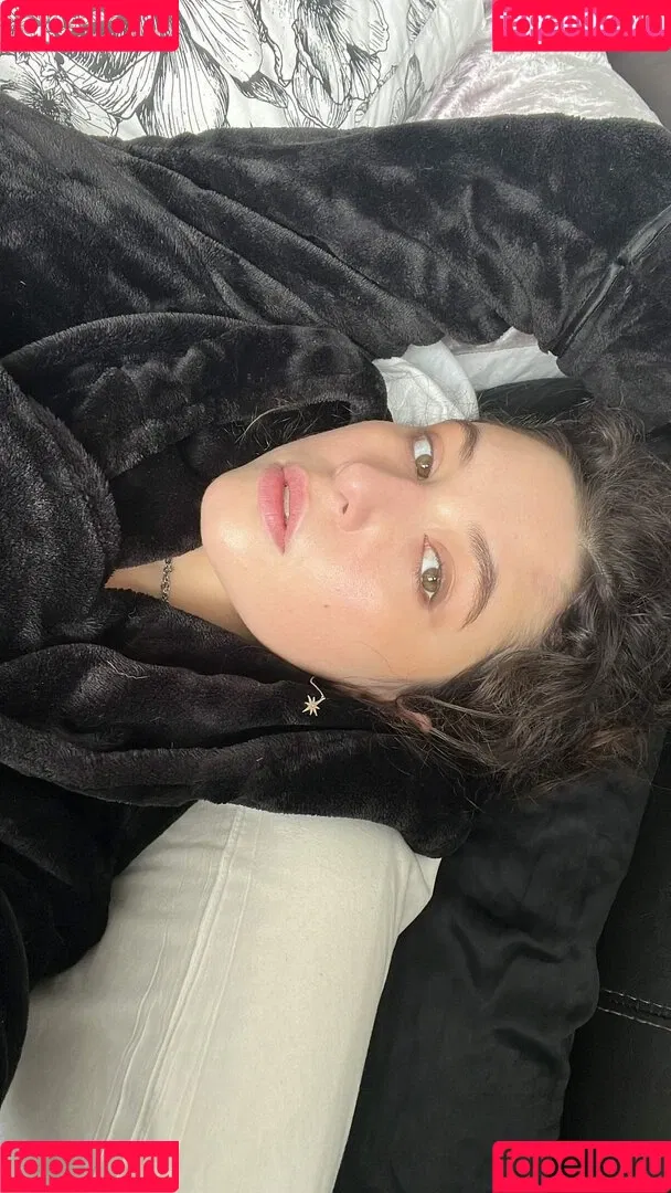 Sophoulla / patreon / sophoulla64 Onlyfans Photo Gallery 