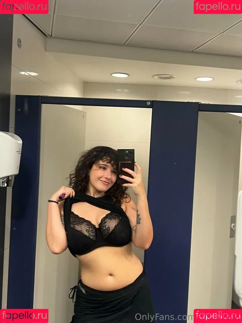 Sophoulla / patreon / sophoulla64 Onlyfans Photo Gallery 