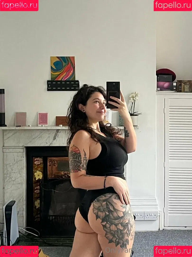 Sophoulla / patreon / sophoulla64 Onlyfans Photo Gallery 