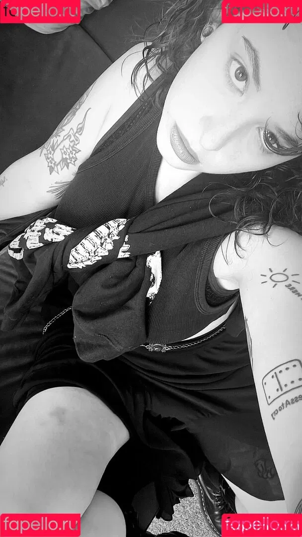 Sophoulla / patreon / sophoulla64 Onlyfans Photo Gallery 