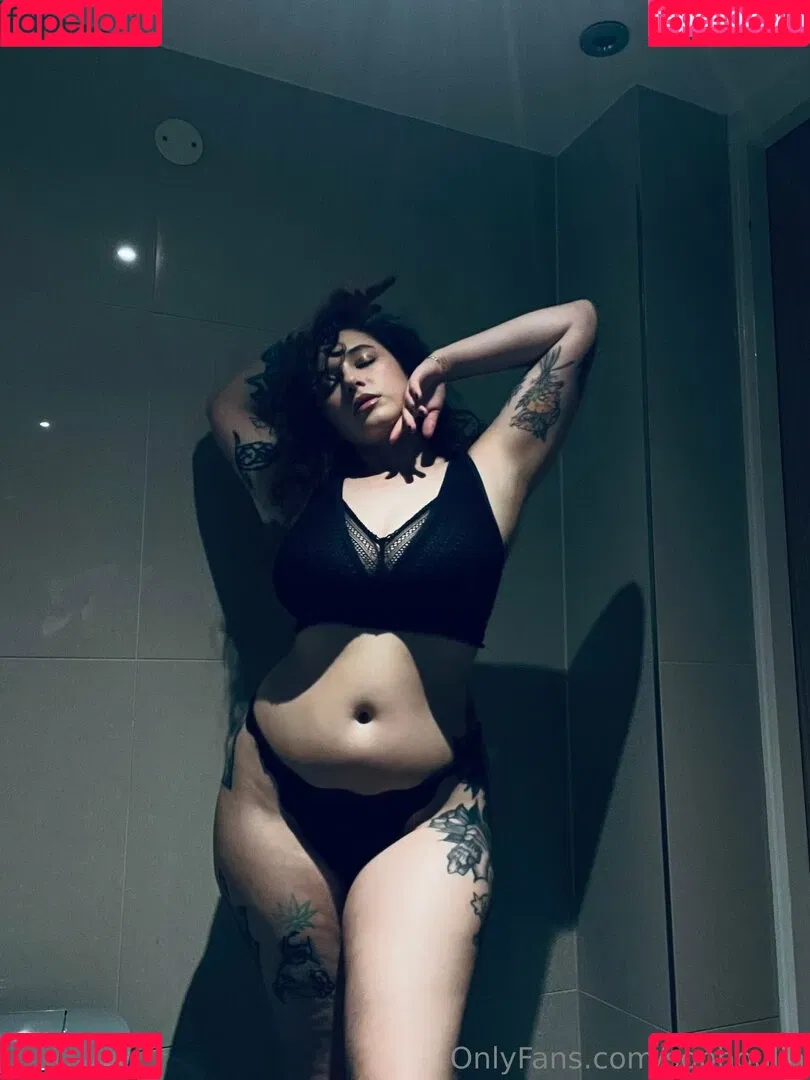 Sophoulla / patreon / sophoulla64 Onlyfans Photo Gallery 