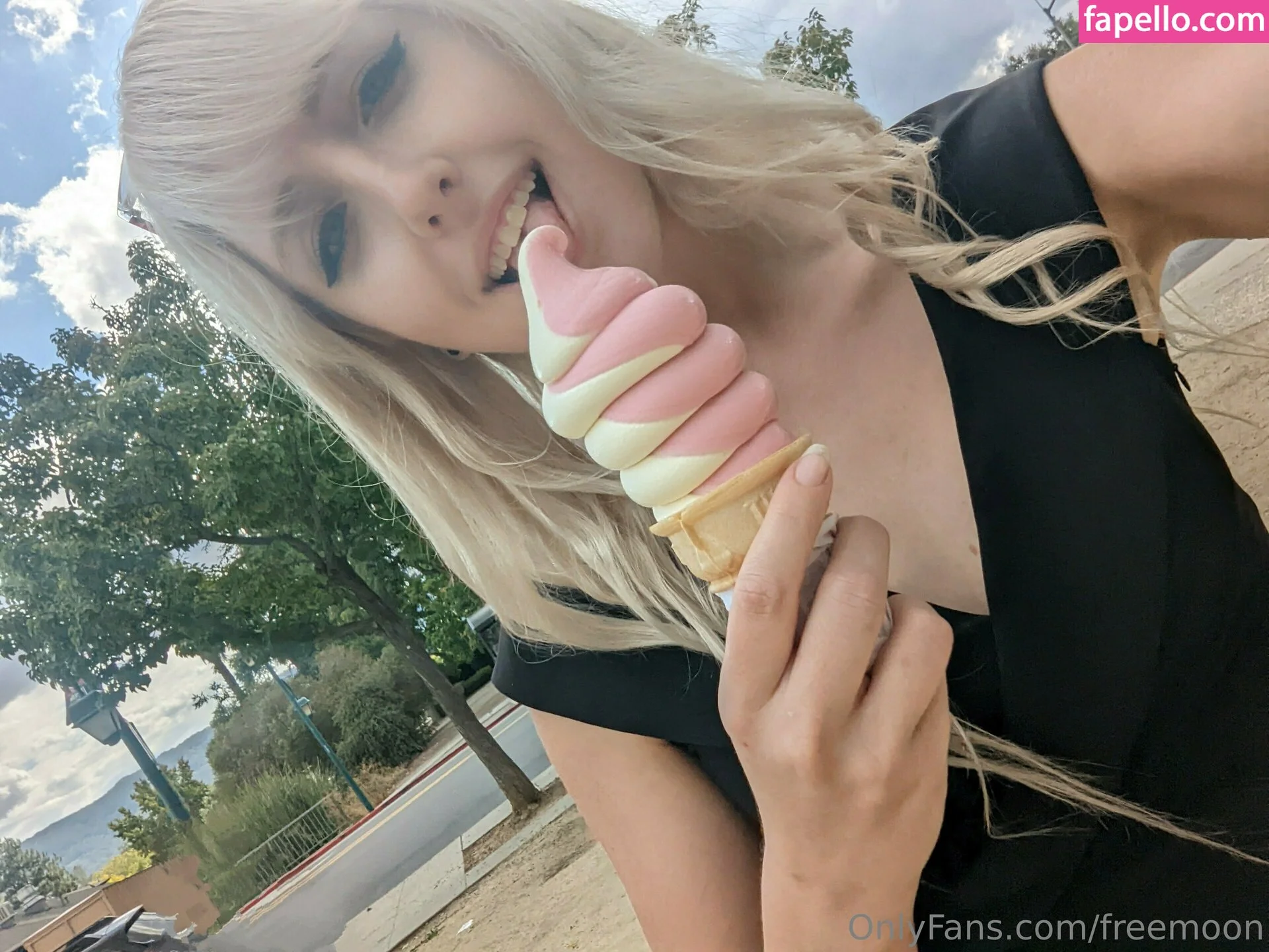 freemoon / freemoonofficial Onlyfans Photo Gallery 