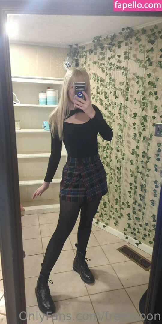 freemoon / freemoonofficial Onlyfans Photo Gallery 