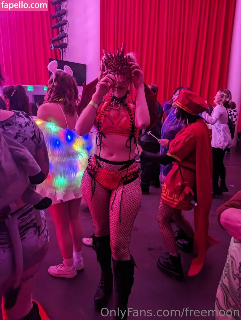 freemoon / freemoonofficial Onlyfans Photo Gallery 