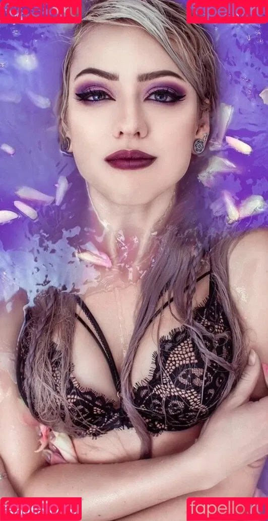 Farbenfuchs / Leslie / calisto.c Onlyfans Photo Gallery 