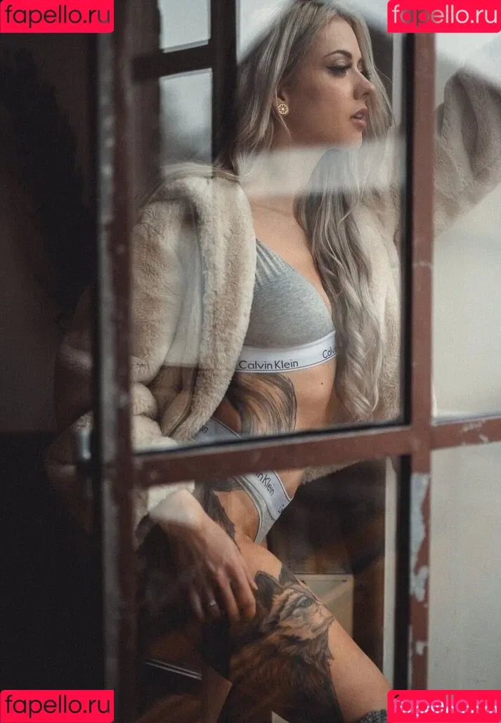 Farbenfuchs / Leslie / calisto.c Onlyfans Photo Gallery 