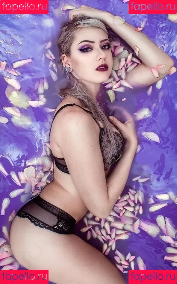 Farbenfuchs / Leslie / calisto.c Onlyfans Photo Gallery 