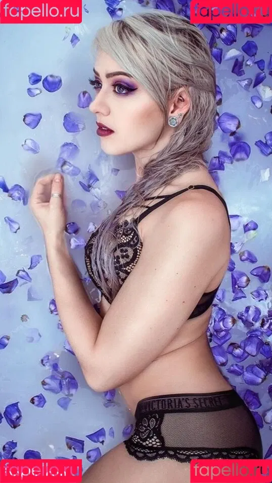 Farbenfuchs / Leslie / calisto.c Onlyfans Photo Gallery 