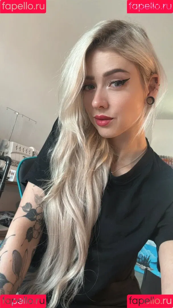 Farbenfuchs / Leslie / calisto.c Onlyfans Photo Gallery 