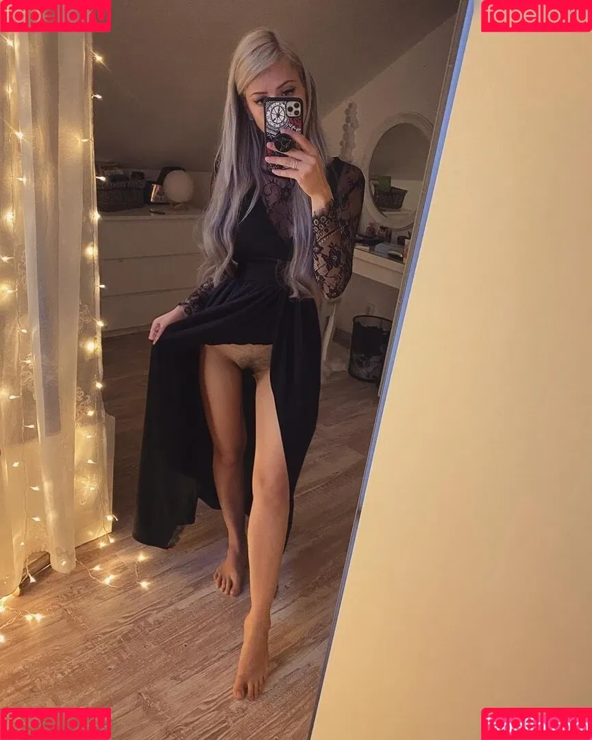 Farbenfuchs / Leslie / calisto.c Onlyfans Photo Gallery 