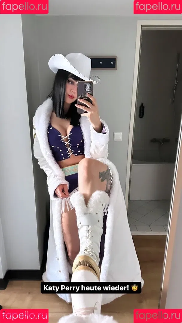 Farbenfuchs / Leslie / calisto.c Onlyfans Photo Gallery 
