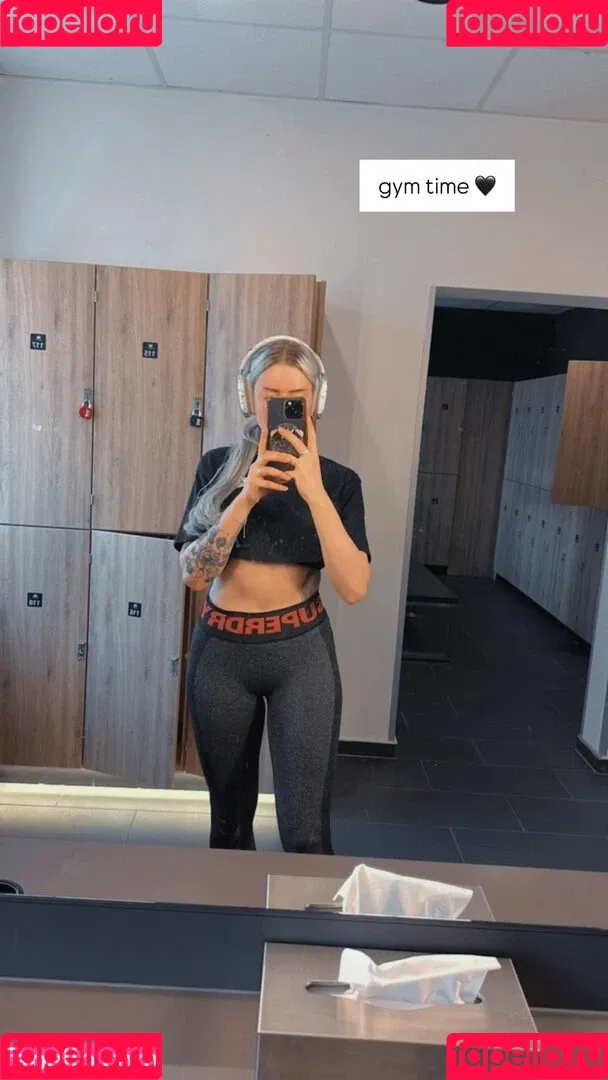 Farbenfuchs / Leslie / calisto.c Onlyfans Photo Gallery 
