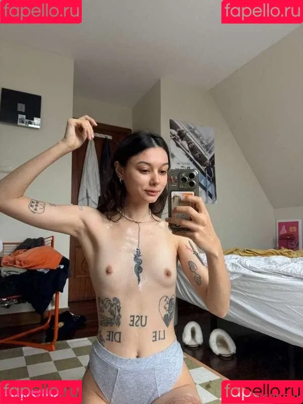 Coconey / coconeyx / coconeyxx / hinatakio Onlyfans Photo Gallery 