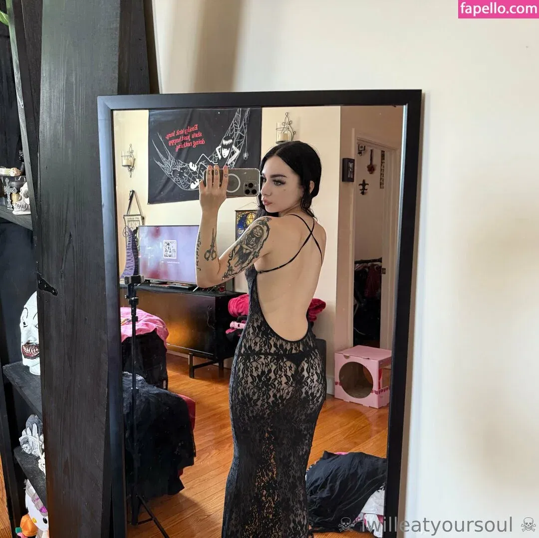 iwilleatyoursoul Onlyfans Photo Gallery 