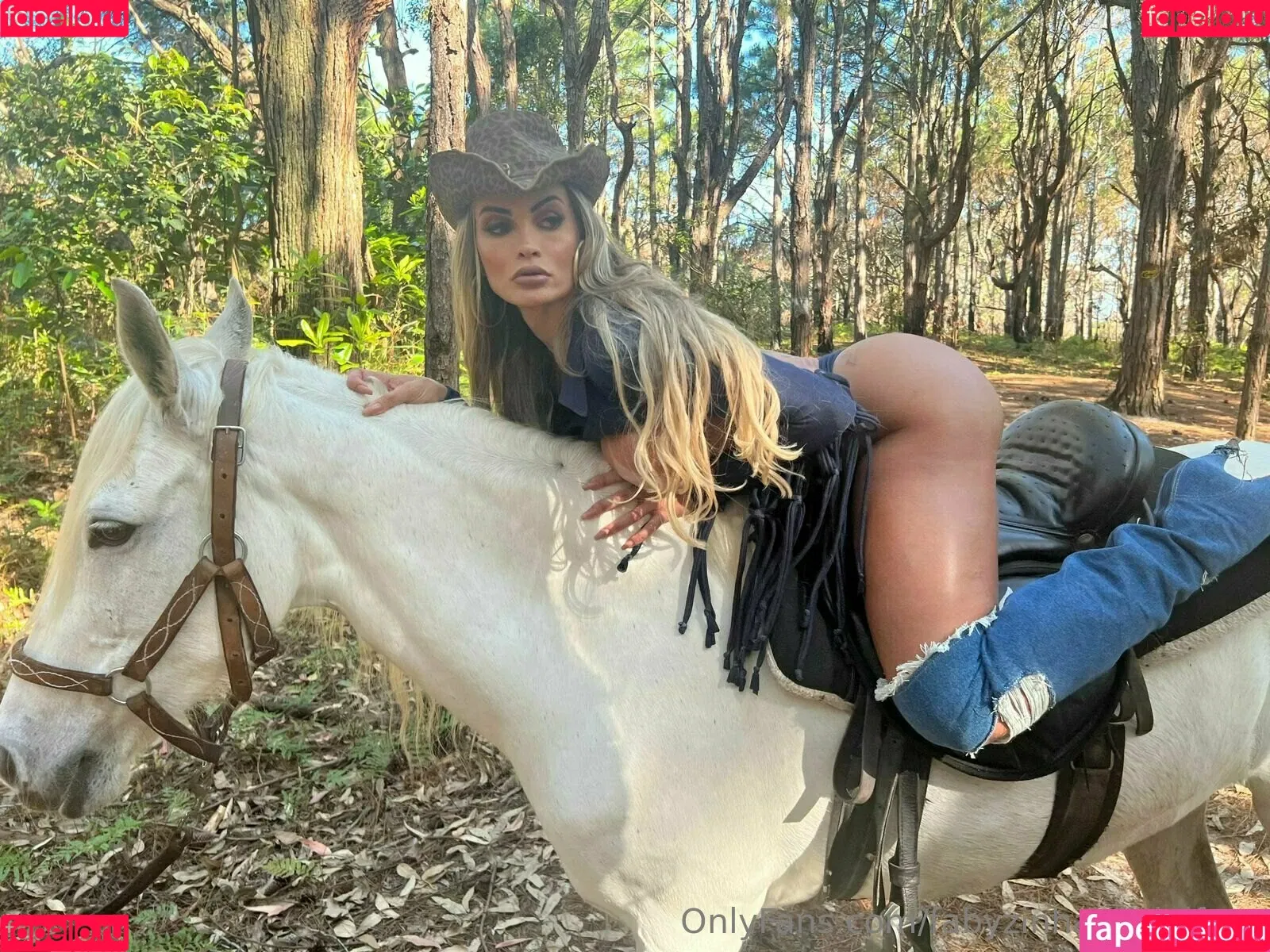 fabyzinhaa.oficial / fabyzinhaoficialfree Onlyfans Photo Gallery 