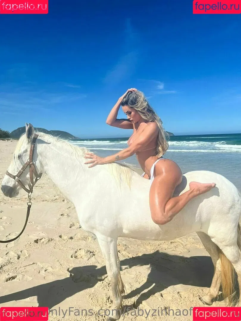 fabyzinhaa.oficial / fabyzinhaoficialfree Onlyfans Photo Gallery 