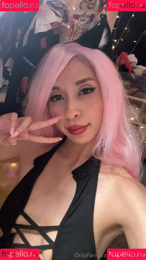 meowkuowo_ / miyakulove Onlyfans Photo Gallery 