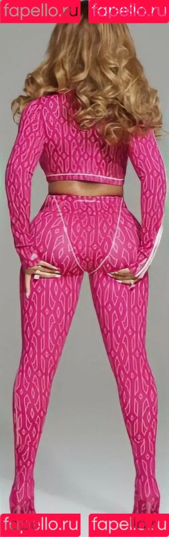 Beyonce / beyoncenavago Onlyfans Photo Gallery 