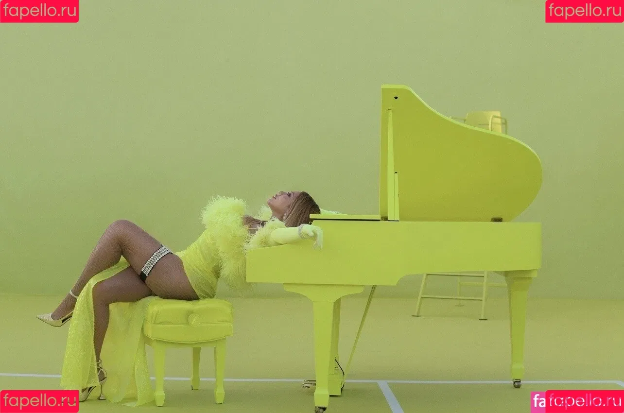 Beyonce / beyoncenavago Onlyfans Photo Gallery 