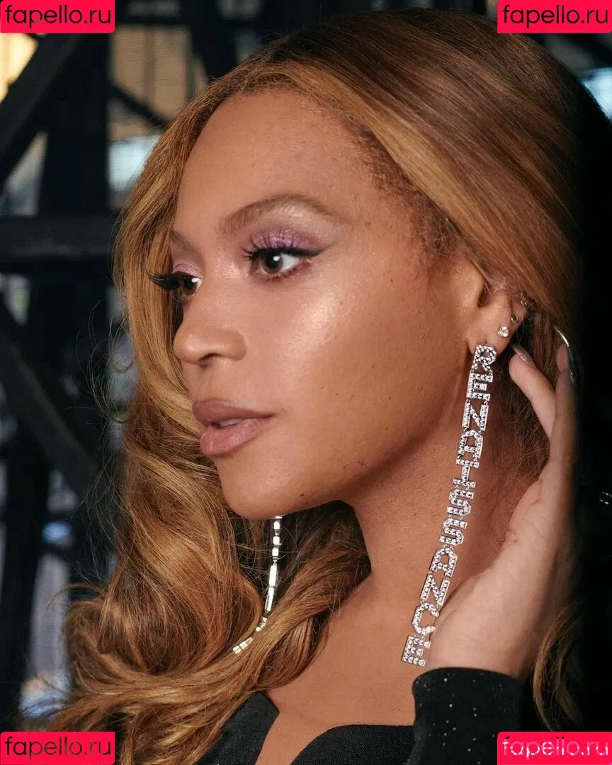 Beyonce / beyoncenavago Onlyfans Photo Gallery 