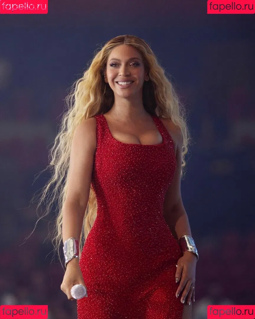 Beyonce / beyoncenavago Onlyfans Photo Gallery 