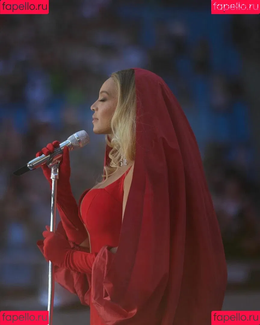Beyonce / beyoncenavago Onlyfans Photo Gallery 