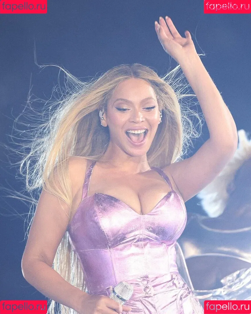 Beyonce / beyoncenavago Onlyfans Photo Gallery 