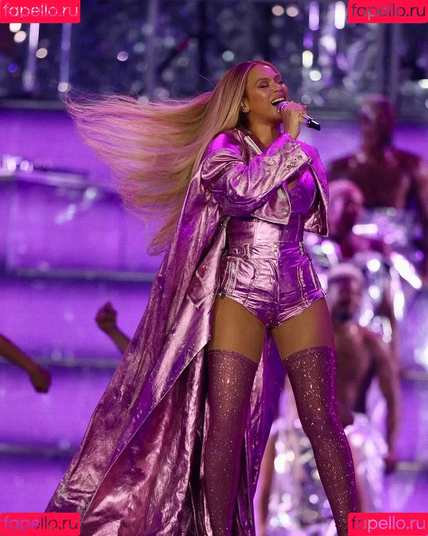 Beyonce / beyoncenavago Onlyfans Photo Gallery 