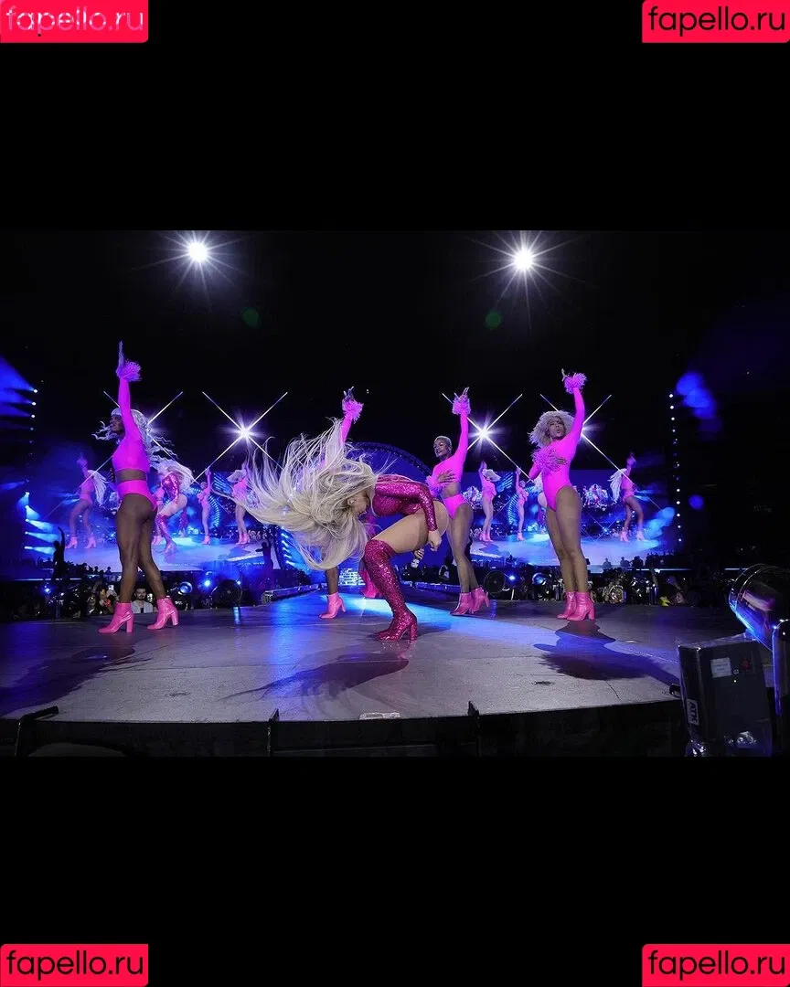 Beyonce / beyoncenavago Onlyfans Photo Gallery 