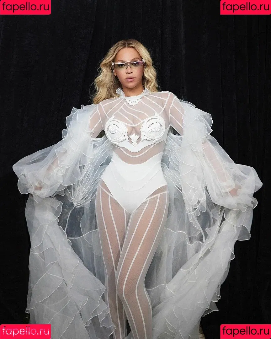 Beyonce / beyoncenavago Onlyfans Photo Gallery 
