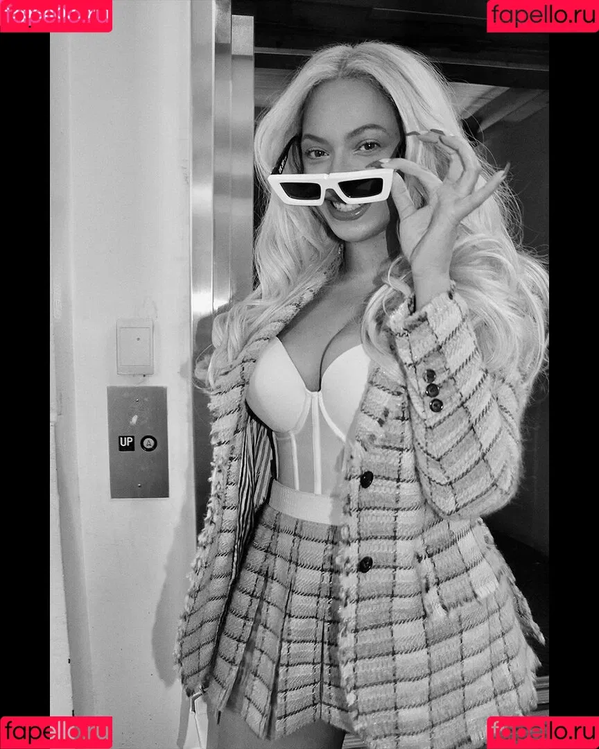 Beyonce / beyoncenavago Onlyfans Photo Gallery 