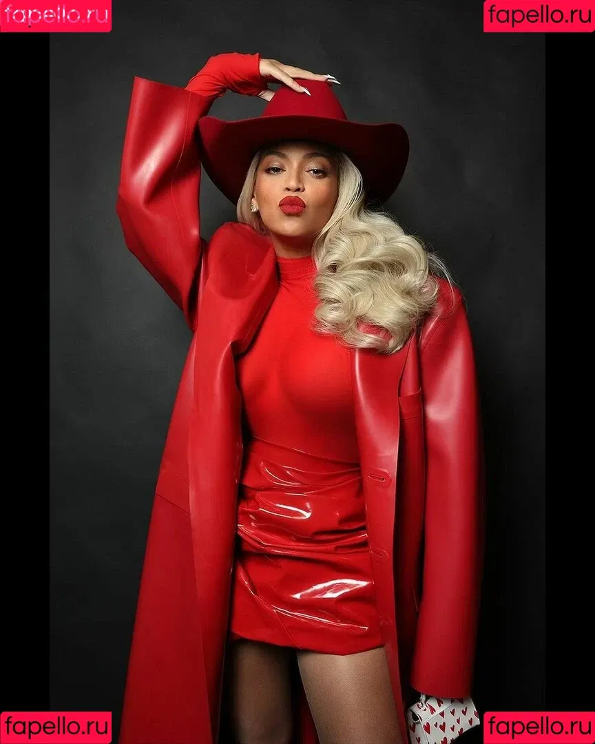 Beyonce / beyoncenavago Onlyfans Photo Gallery 