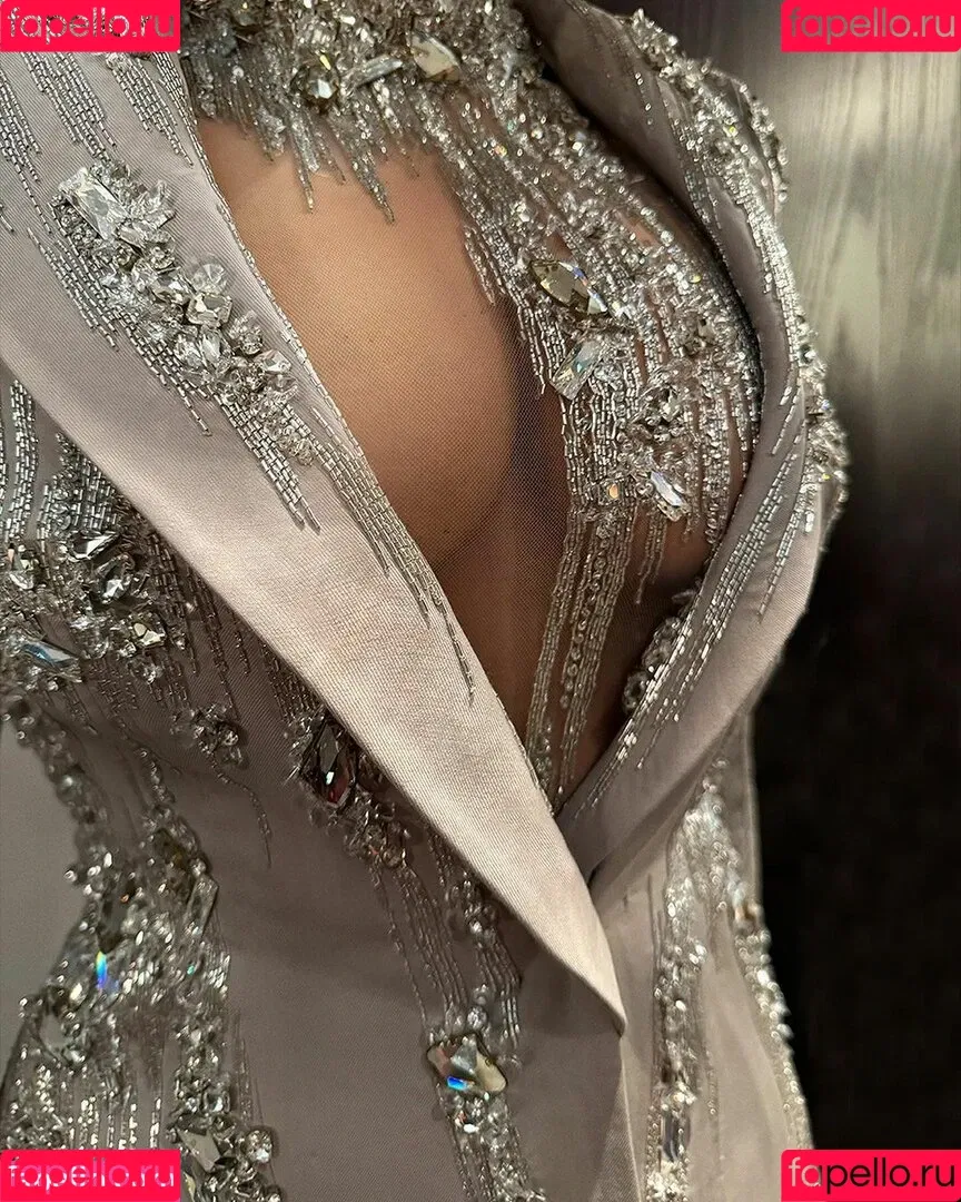 Beyonce / beyoncenavago Onlyfans Photo Gallery 