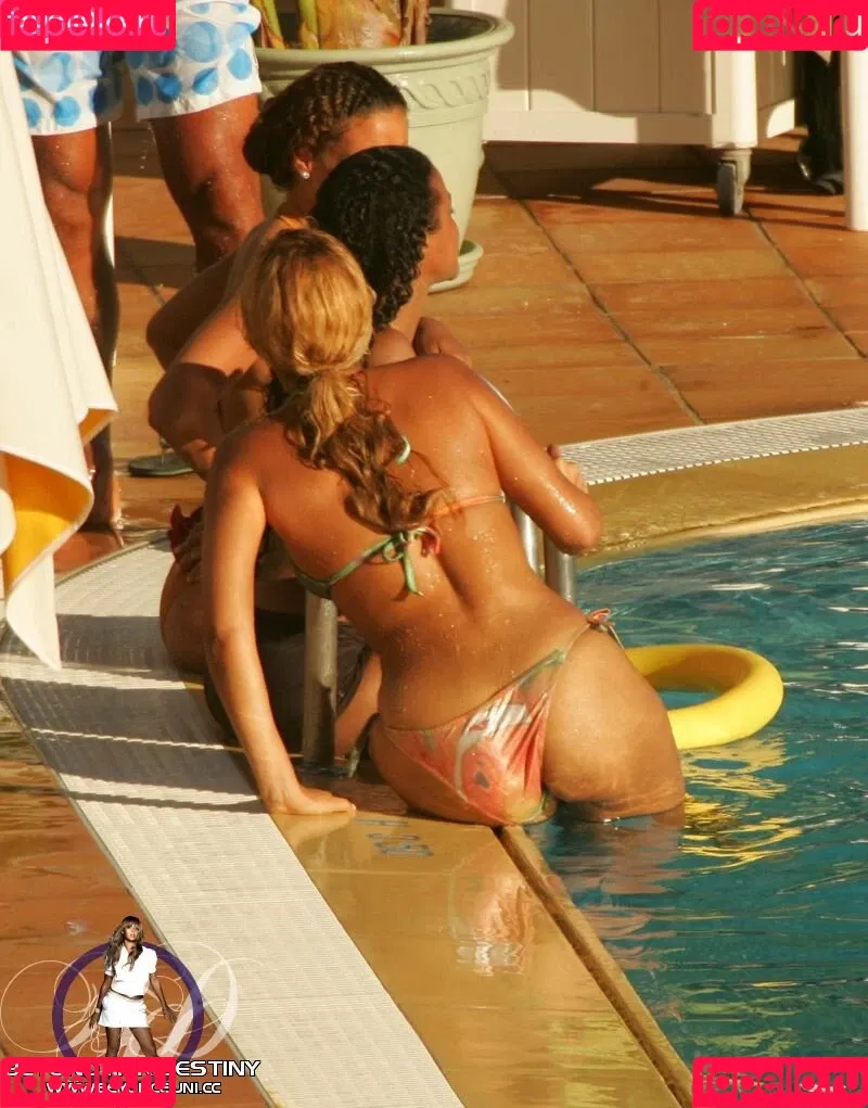 Beyonce / beyoncenavago Onlyfans Photo Gallery 