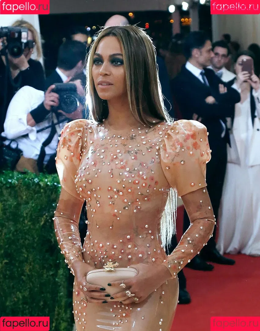 Beyonce / beyoncenavago Onlyfans Photo Gallery 
