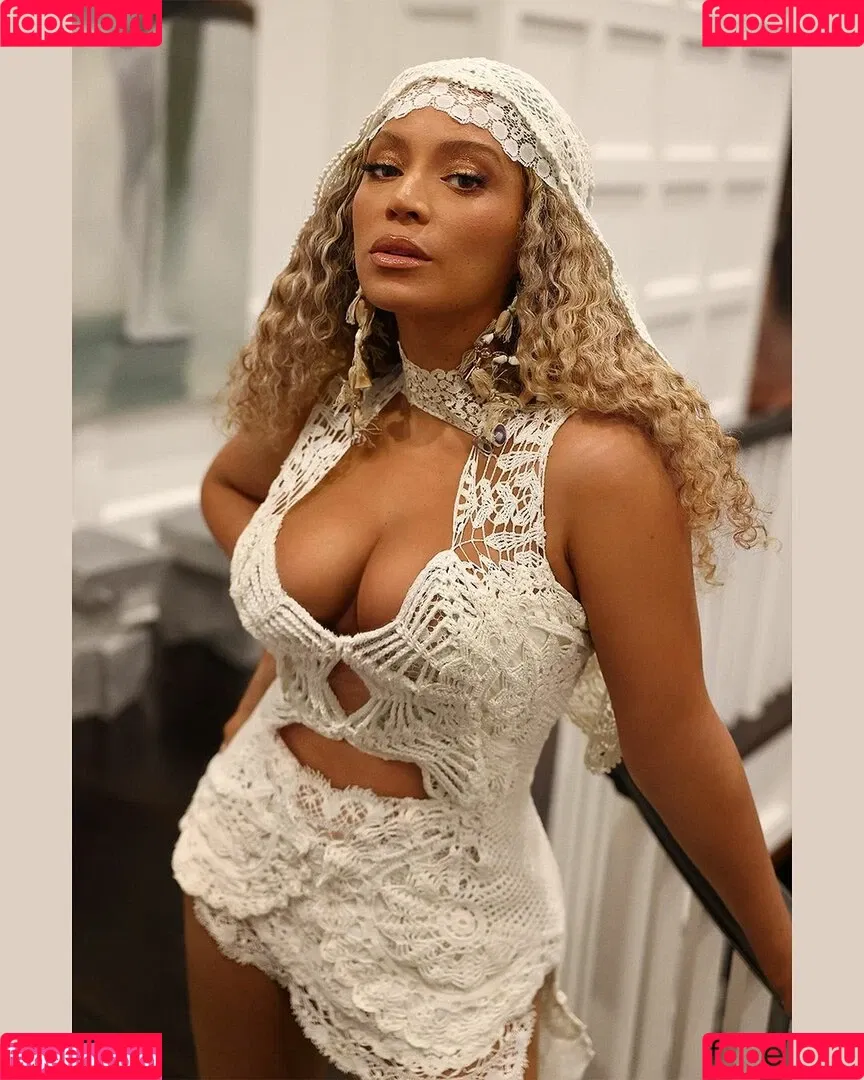 Beyonce / beyoncenavago Onlyfans Photo Gallery 