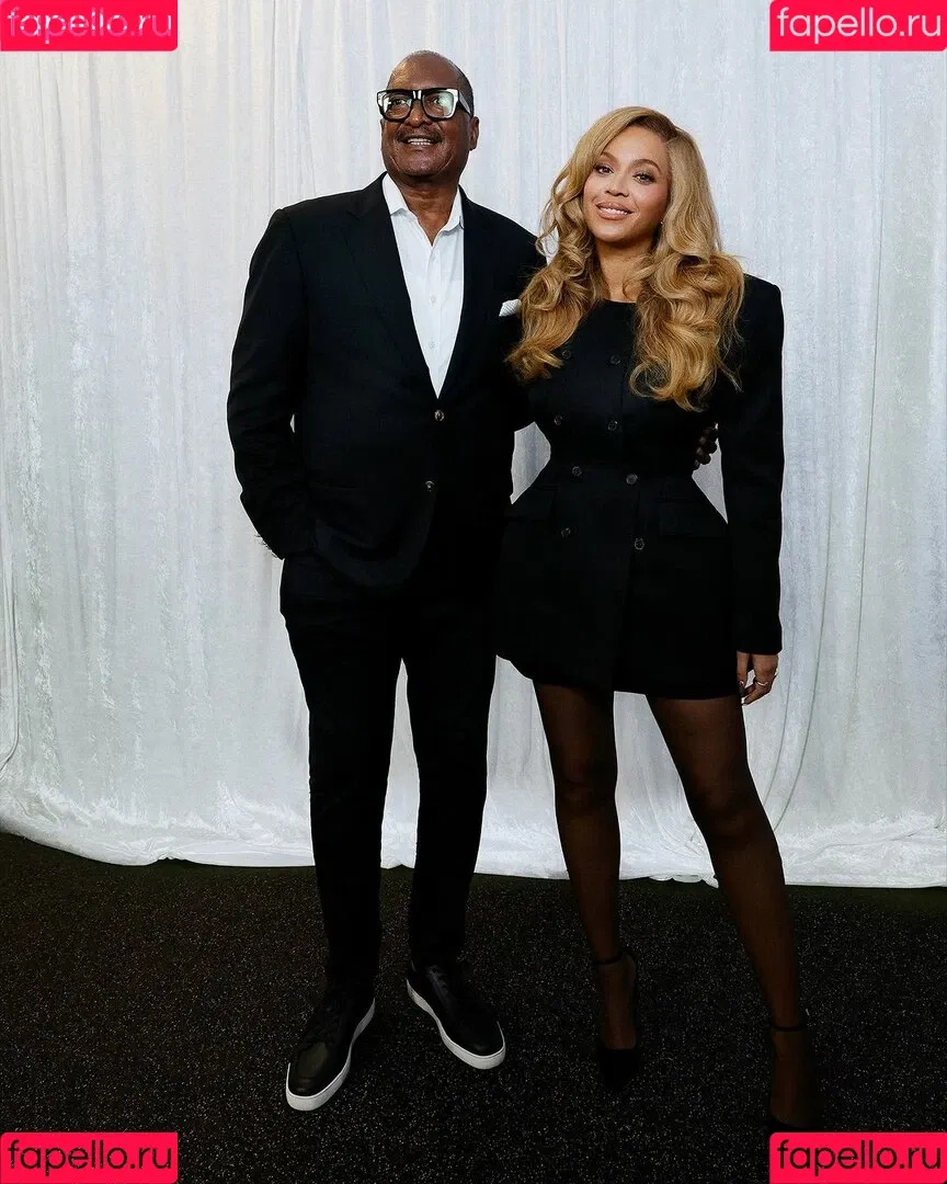 Beyonce / beyoncenavago Onlyfans Photo Gallery 