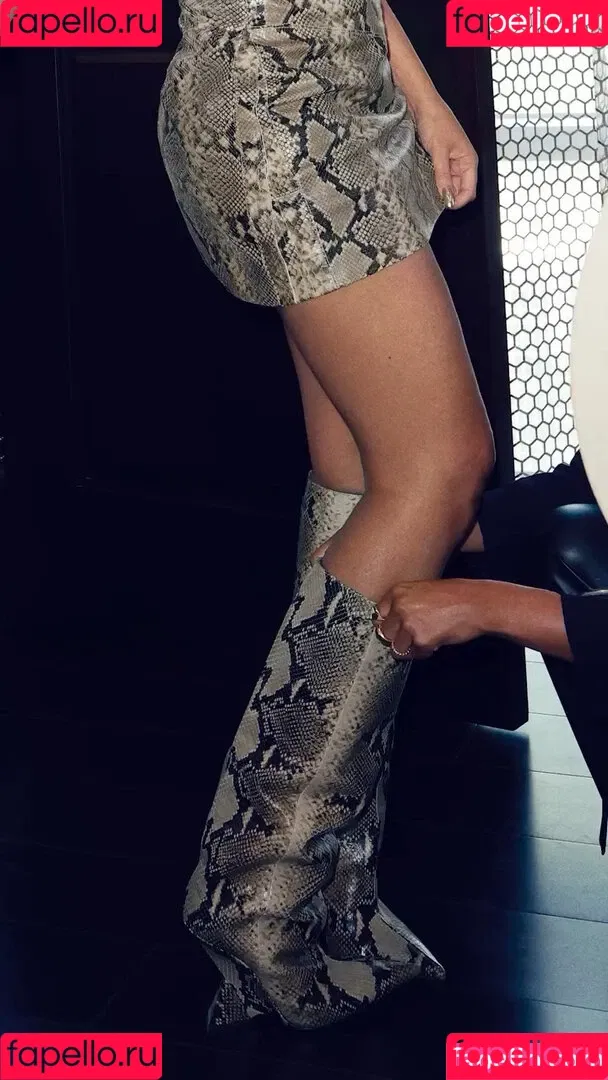 Beyonce / beyoncenavago Onlyfans Photo Gallery 